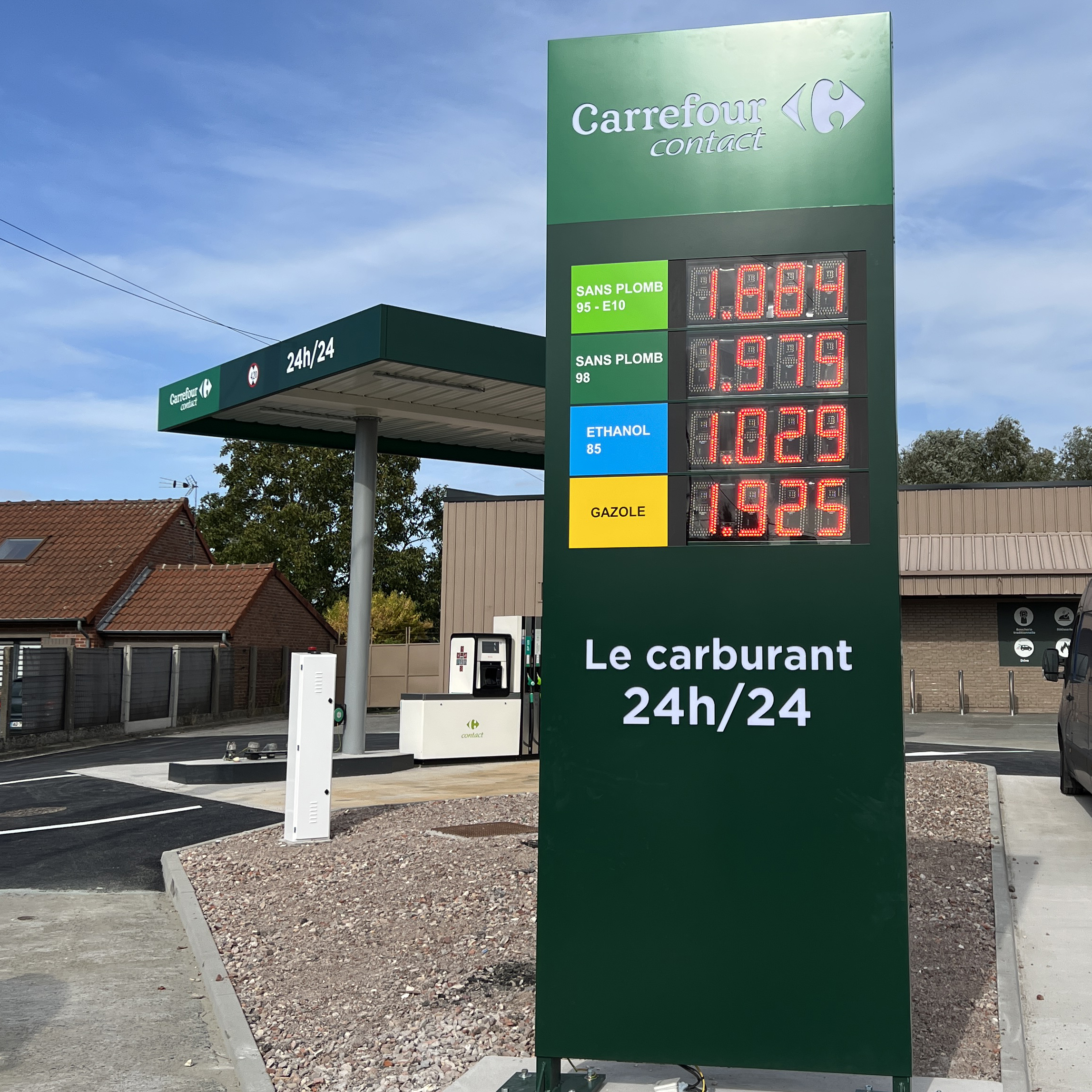 TOTEM ESSENCE LUM_carrefour contact